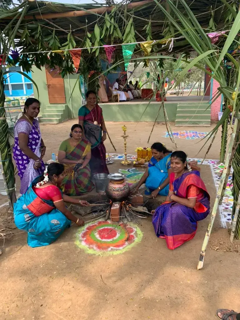 Teachers from Saint Antony school organizing an outdoor snack