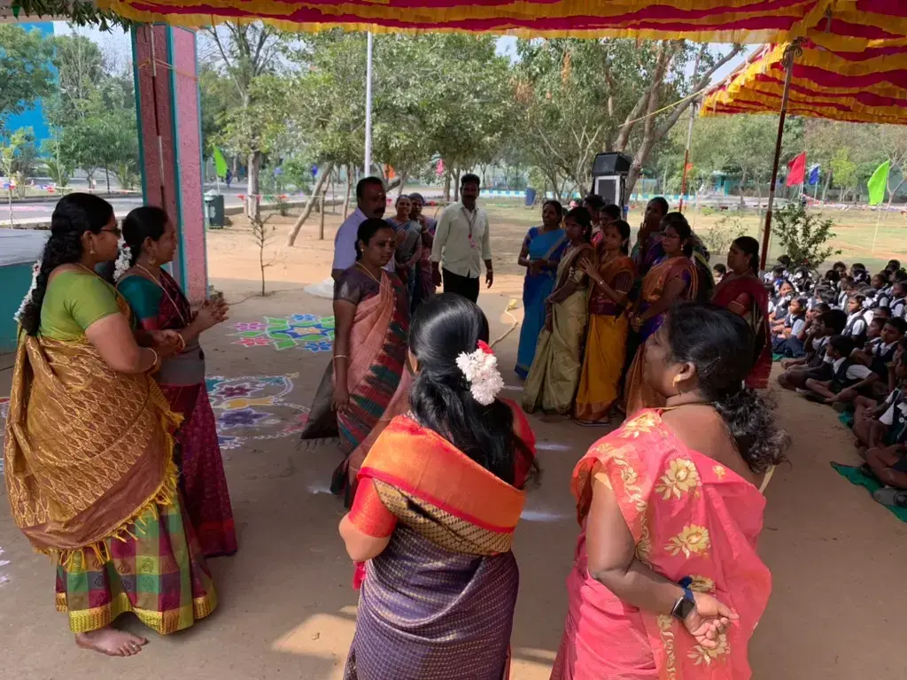 Teachers from Saint Antony school discussing in front of the students