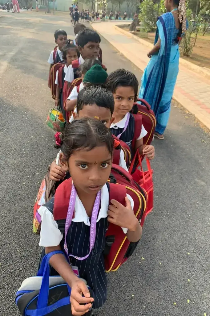 Primary school students from Saint Antony School online / ranked