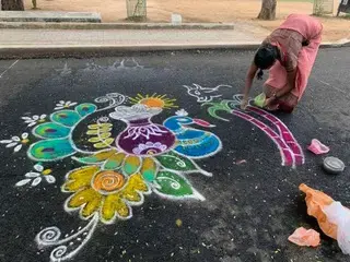 Floor painting art workshop